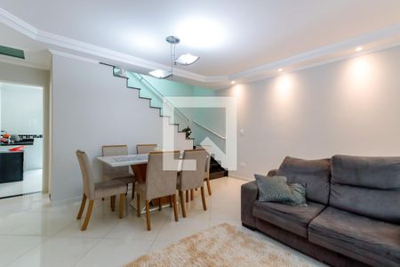 Sala de casa para alugar com 3 quartos, 180m² em Vila Nivi, São Paulo