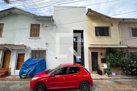 Casa para alugar com 130m², 3 quartos e 1 vagaFachada
