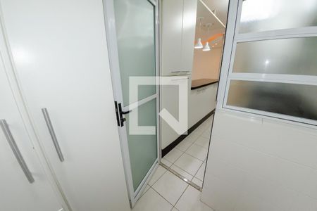 Apartamento para alugar com 72m², 2 quartos e 1 vaga Apartamento para alugar com 72m², 2 quartos e 1 vagaÁrea de serviço