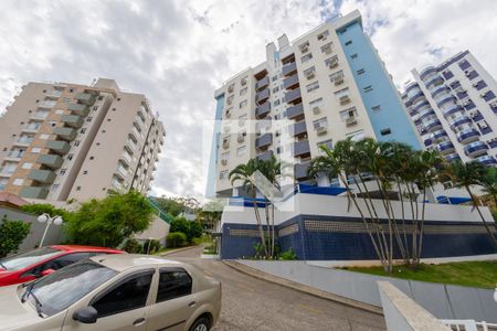 Apartamento para alugar com 72m², 2 quartos e 1 vaga Apartamento para alugar com 72m², 2 quartos e 1 vagaFachada do bloco
