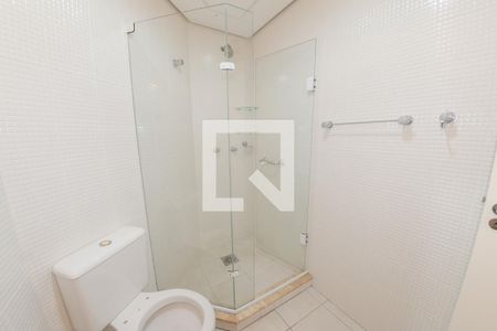 Apartamento para alugar com 72m², 2 quartos e 1 vaga Apartamento para alugar com 72m², 2 quartos e 1 vagaBanheiro social