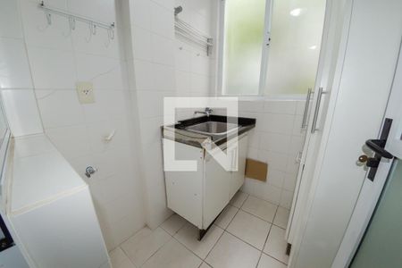 Apartamento para alugar com 72m², 2 quartos e 1 vaga Apartamento para alugar com 72m², 2 quartos e 1 vagaÁrea de serviço