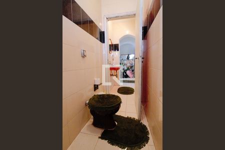 Casa à venda com 263m², 4 quartos e 4 vagasBanheiro 