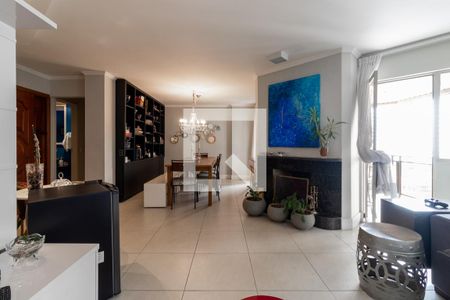 Sala de apartamento para alugar com 3 quartos, 148m² em Indianópolis, São Paulo