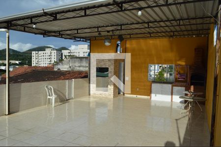 Casa de condomínio à venda com 160m², 2 quartos e sem vagaTerraço