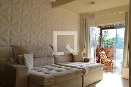 Sala  de casa de condomínio à venda com 2 quartos, 160m² em Taquara, Rio de Janeiro