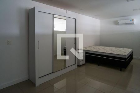Quarto de apartamento para alugar com 1 quarto, 65m² em Menino Deus, Porto Alegre