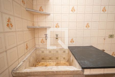 Casa para alugar com 116m², 2 quartos e 1 vagaÁrea de Serviço