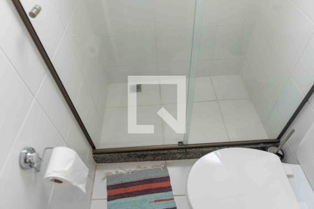 Apartamento à venda com 115m², 2 quartos e 2 vagas Apartamento à venda com 115m², 2 quartos e 2 vagasBanheiro da Suíte