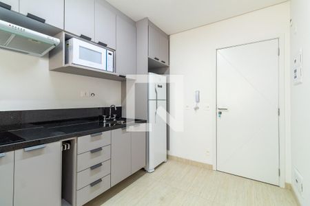 Sala e cozinha de apartamento para alugar com 1 quarto, 39m² em Centro, Guarulhos