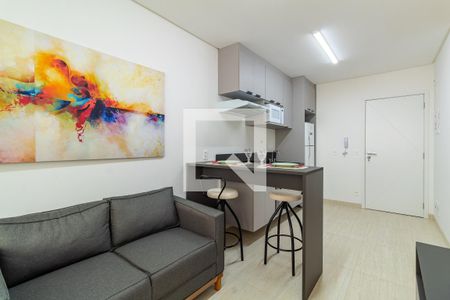 Sala e cozinha de apartamento para alugar com 1 quarto, 39m² em Centro, Guarulhos