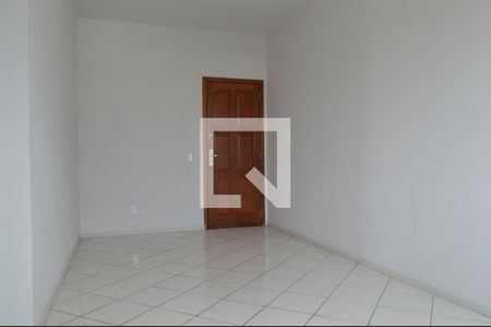 Sala de apartamento para alugar com 1 quarto, 49m² em Pechincha, Rio de Janeiro