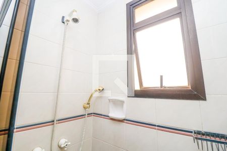 Apartamento à venda com 382m², 4 quartos e 4 vagas Apartamento à venda com 382m², 4 quartos e 4 vagasBanheiro da Suíte 1