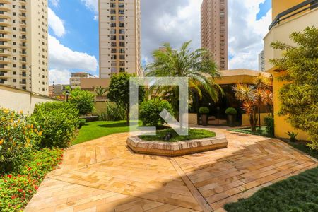 Apartamento à venda com 382m², 4 quartos e 4 vagas Apartamento à venda com 382m², 4 quartos e 4 vagasÁrea externa