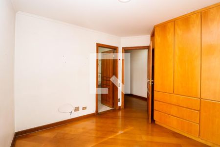 Apartamento à venda com 382m², 4 quartos e 4 vagas Apartamento à venda com 382m², 4 quartos e 4 vagasQuarto 1 - Suíte