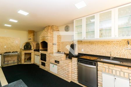 Apartamento à venda com 382m², 4 quartos e 4 vagas Apartamento à venda com 382m², 4 quartos e 4 vagasÁrea comum - Churrasqueira