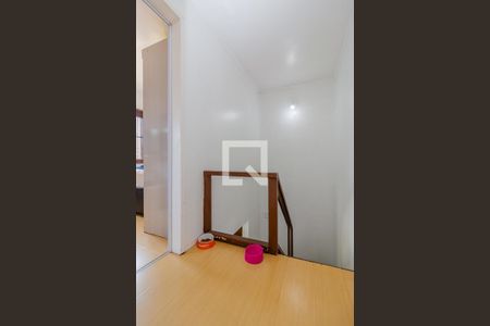 Escada de casa de condomínio para alugar com 2 quartos, 80m² em Cavalhada, Porto Alegre