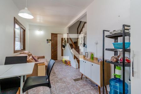 Sala de casa de condomínio para alugar com 2 quartos, 80m² em Cavalhada, Porto Alegre