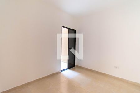 Quarto 1 de apartamento para alugar com 2 quartos, 37m² em Vila Santa Clara, São Paulo