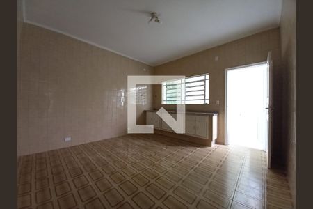 Casa à venda com 100m², 2 quartos e 1 vaga
