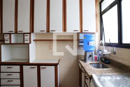 Apartamento à venda com 130m², 2 quartos e 1 vaga Apartamento à venda com 130m², 2 quartos e 1 vagaCozinha