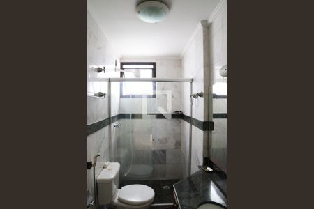 Apartamento à venda com 130m², 2 quartos e 1 vaga Apartamento à venda com 130m², 2 quartos e 1 vagaBanheiro