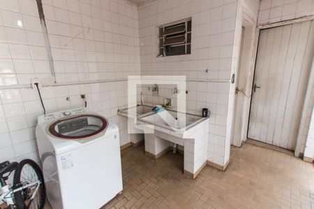 Casa à venda com 330m², 3 quartos e 3 vagasÁrea de Serviço