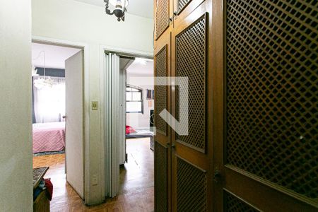 Casa à venda com 117m², 3 quartos e 2 vagasCorredor