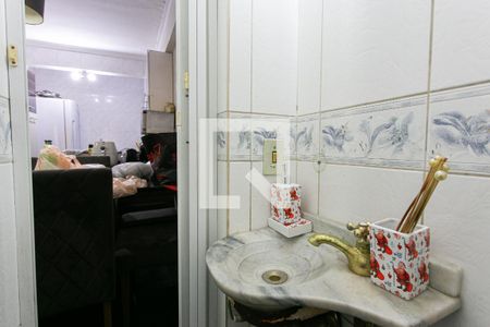 Casa à venda com 117m², 3 quartos e 2 vagasLavabo