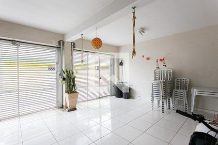 Casa à venda com 117m², 3 quartos e 2 vagasGaragem