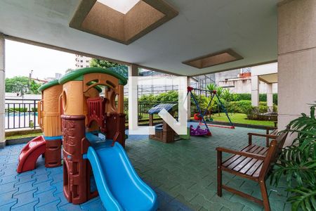 Apartamento à venda com 65m², 2 quartos e 1 vaga Apartamento à venda com 65m², 2 quartos e 1 vagaÁrea comum - Playground