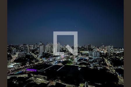 Apartamento à venda com 65m², 2 quartos e 1 vaga Apartamento à venda com 65m², 2 quartos e 1 vagaVista noturna da Varanda