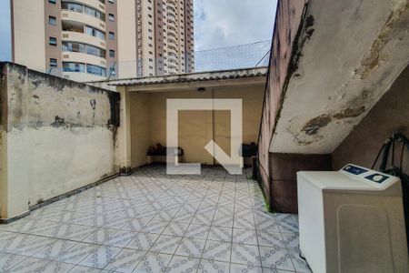 Casa à venda com 200m², 3 quartos e 1 vaga Casa à venda com 200m², 3 quartos e 1 vagaQuintal