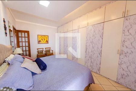 Suíte de casa à venda com 1 quarto, 450m² em Álvaro Camargos, Belo Horizonte