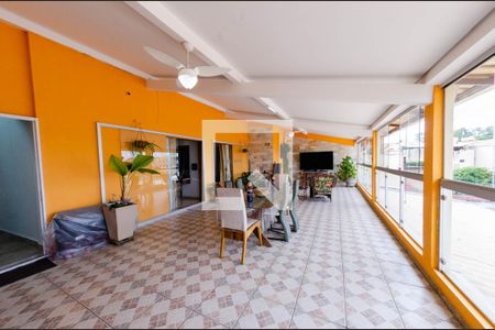 Casa à venda com 450m², 1 quarto e 4 vagasVaranda