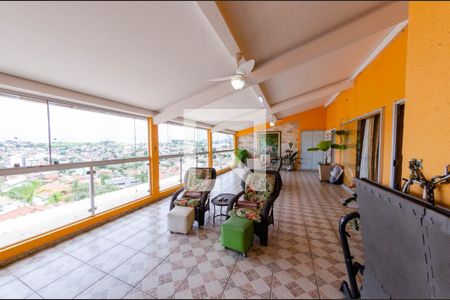 Casa à venda com 450m², 1 quarto e 4 vagasVaranda