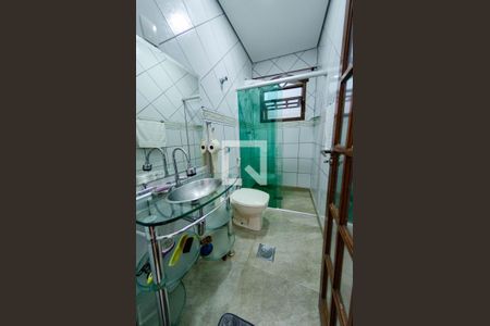 Casa à venda com 450m², 1 quarto e 4 vagasBanheiro