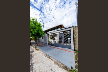 Casa à venda com 450m², 1 quarto e 4 vagasFachada