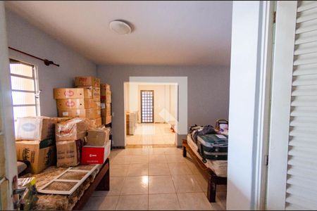 Casa à venda com 450m², 1 quarto e 4 vagasQuarto de serviço