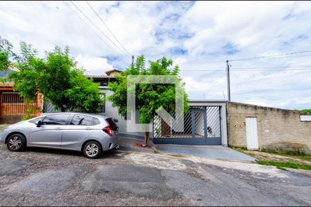 Casa à venda com 450m², 1 quarto e 4 vagasFachada