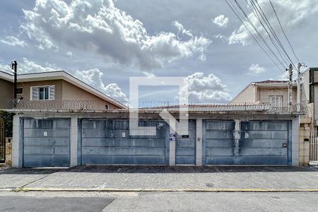 Casa à venda com 400m², 5 quartos e 8 vagasFachada