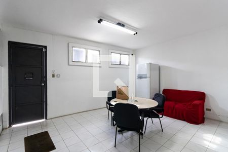 Casa para alugar com 264m², 2 quartos e 10 vagas1o. Andar - Sala