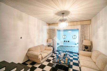 Sala de estar de casa à venda com 3 quartos, 380m² em Parque São Jorge, São Paulo