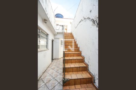 Casa à venda com 380m², 3 quartos e 5 vagasEscada do terraço