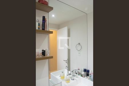 Apartamento à venda com 125m², 2 quartos e 1 vagaBanheiro quarto 2