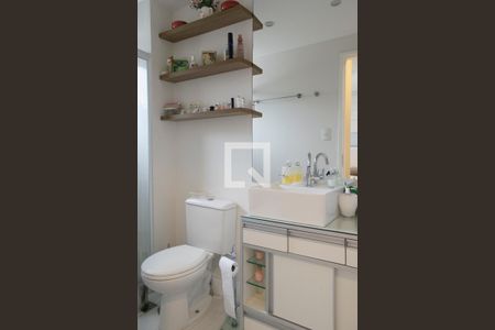 Apartamento à venda com 125m², 2 quartos e 1 vagaBanheiro quarto 2