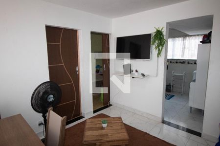 Sala de apartamento à venda com 2 quartos, 40m² em Braz de Pina, Rio de Janeiro