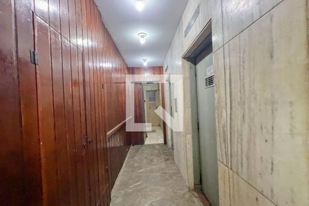 Apartamento à venda com 44m², 0 quarto e sem vagaCorredor do prédio