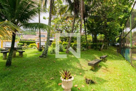 Casa de condomínio à venda com 350m², 4 quartos e 4 vagas Casa de condomínio à venda com 350m², 4 quartos e 4 vagasCondomínio