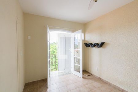 Casa de condomínio à venda com 350m², 4 quartos e 4 vagas Casa de condomínio à venda com 350m², 4 quartos e 4 vagasQuarto 2